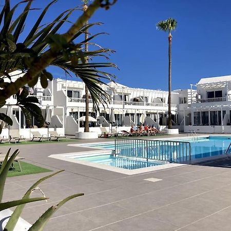 Puerto Del Carmen Airconditioned 2Bed Poolside Apt Luaran gambar