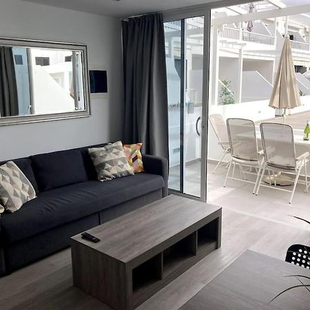 Puerto Del Carmen Airconditioned 2Bed Poolside Apt Luaran gambar