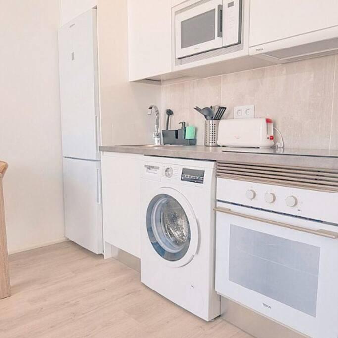 Puerto Del Carmen Airconditioned 2Bed Poolside Apt Luaran gambar